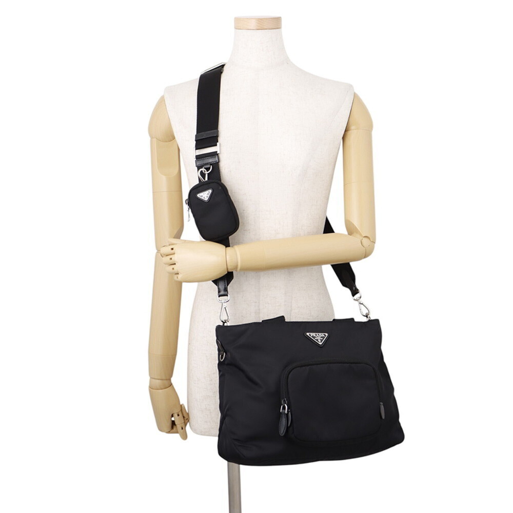 PRADA Bag - Picture 5 of 16